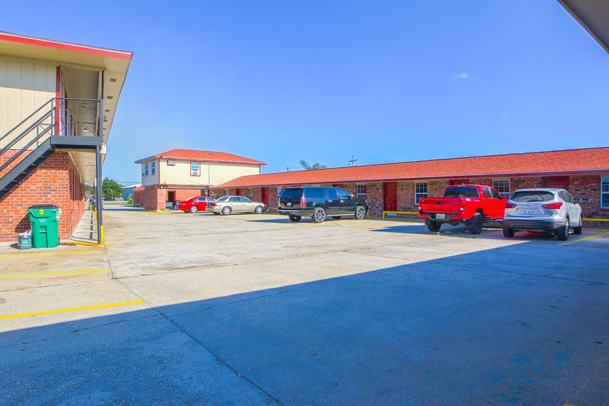 Economy Inn By Oyo Lockport Near Houma Eksteriør bilde